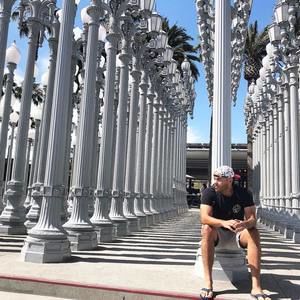 Meet your Posher, Dennis